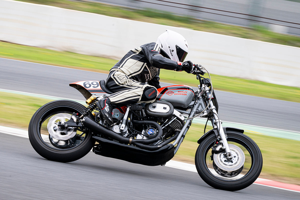 RISER Vol.14 Available now 12/29 on sale – ROLLER magazine