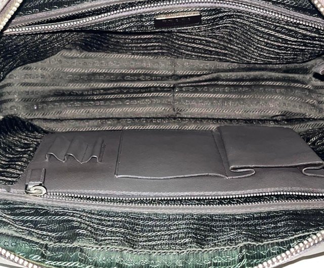 本物 PRADA プラダ ブリーフケース ビジネスバッグ サフィアーノ