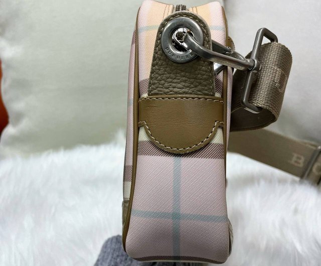 香港 バーバリー ノバ スクエアピンクチェック クロスボディ バッグ