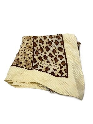 YVES SAINT LAURENTのスカーフ検索結果|古着・中古品の通販サイト