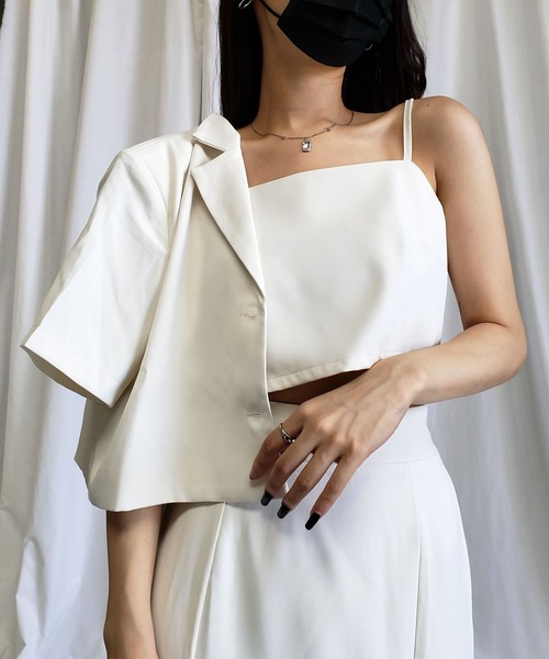 セール】【 セットアップ着用可能 ／肩紐調節可 】ストラップショート