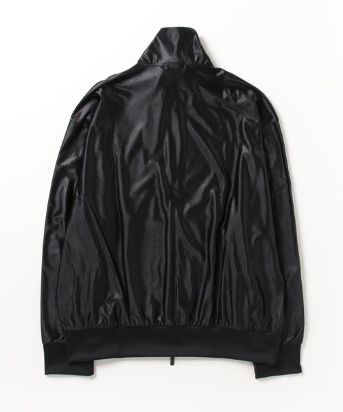 adidas（アディダス）の「オーバーサイズ ファイヤーバード トラック