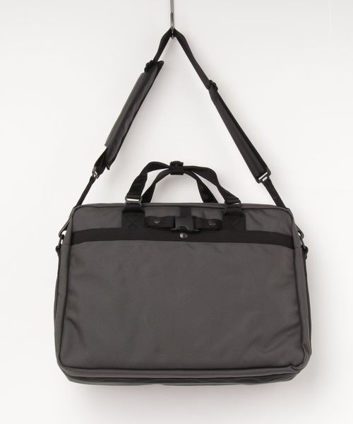 BRIEFING（ブリーフィング）の「B4 OVER TRIP / B4 オーバートリップ