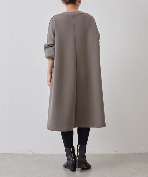 BEARDSLEY（ビアズリー）の「袖パフダンボールワンピース（ワンピース