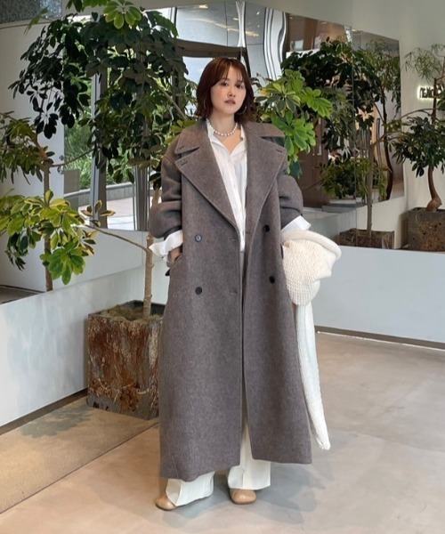 ETRE TOKYO（エトレトウキョウ）の「ダブルブレストウールコート