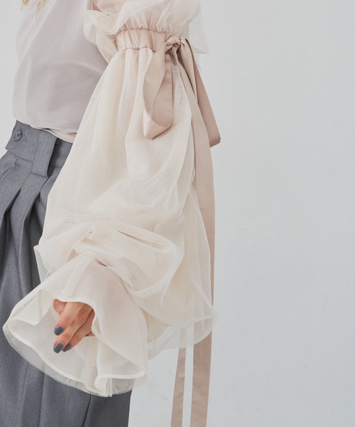 LA BELLE ETUDE（ラベルエチュード）の「ボリュームチュールスリーブ