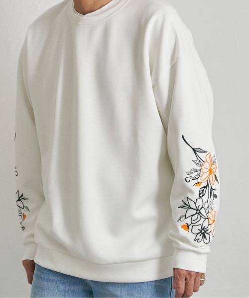セール】袖フラワー刺繍 クルーネックスウェット（スウェット）｜NO