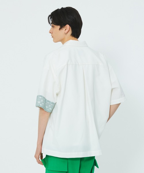 UNITED TOKYO（ユナイテッドトウキョウ）の「アシメスリットレース