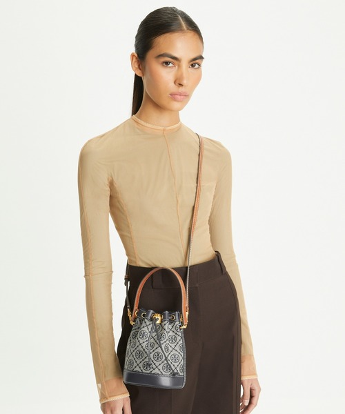 TORY BURCH（トリーバーチ）の「Tモノグラム ジャカード ミニ バケット