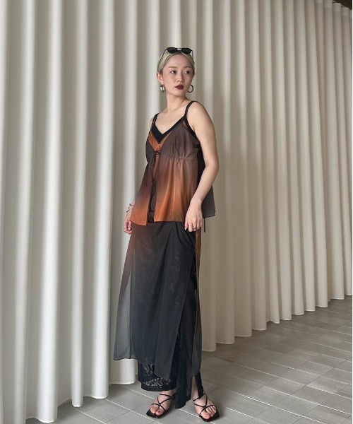 Ameri（アメリ）の「MEDI GRADIENT SHEER SET TOP（Tシャツ/カットソー