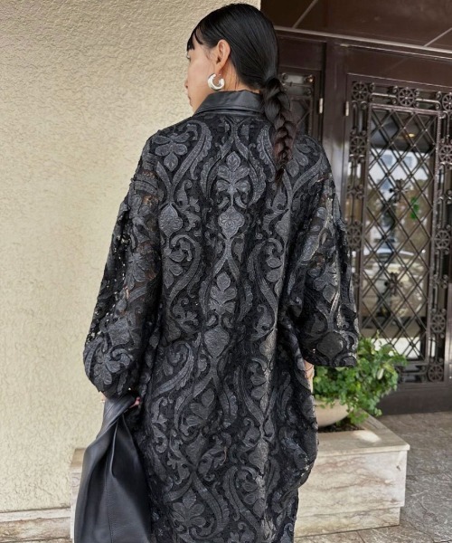 Ameri（アメリ）の「FAKE LEATHER EMBROIDERY SHIRT（シャツ/ブラウス