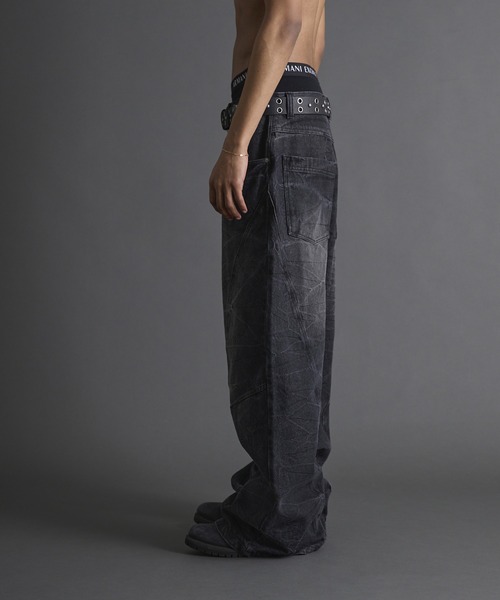 ANDER HUNK（アンダーハンク）の「Crack Design Curve Denim