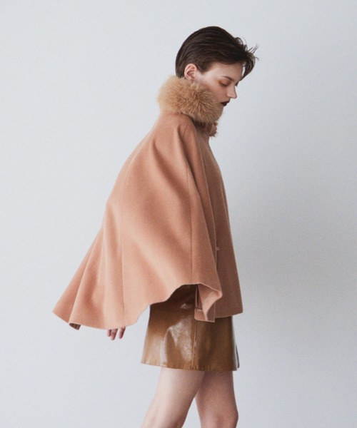 SNIDEL（スナイデル）の「ショートケープコート（その他アウター