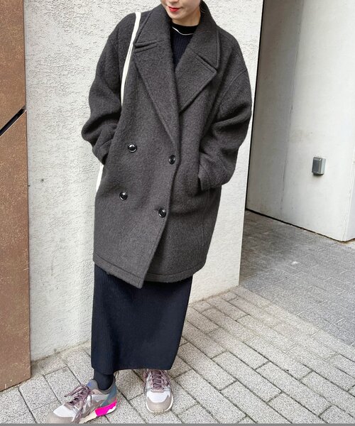 Spick & Span（スピックアンドスパン）の「ミドルシャギーコート