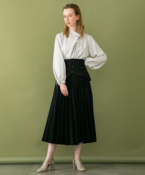 UNITED TOKYO（ユナイテッドトウキョウ）の「エリボタンフロントタック