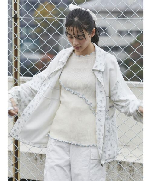 merry jenny（メリージェニー）の「floralコンビトラックジャケット