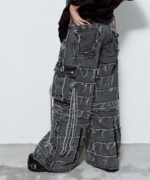REFLEM/レフレム』2WAY切替ワイドデニムカーゴパンツ（デニムパンツ