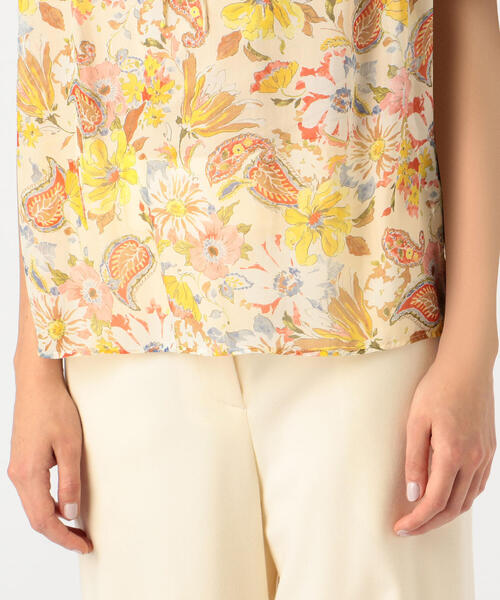 TOMORROWLAND （トゥモローランド）の「シルクペイズリーフラワー