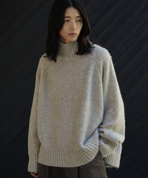 セール】LOW GAUGE LOOSE SHAGGY OFF TURTLE（ニット/セーター）｜WYM