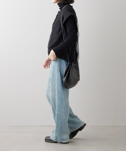 セール】《軽量290g/本革/2way》カフェパーツチャーム付き巾着バッグ