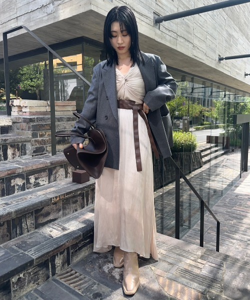 FRAY I.D（フレイアイディー）の「レザーベルトツイストワンピース