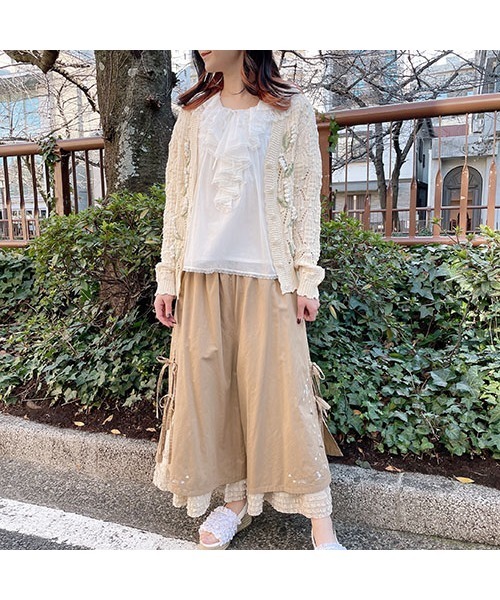 PINK HOUSE（ピンクハウス）の「鈴蘭刺繍入りワイドパンツ（その他