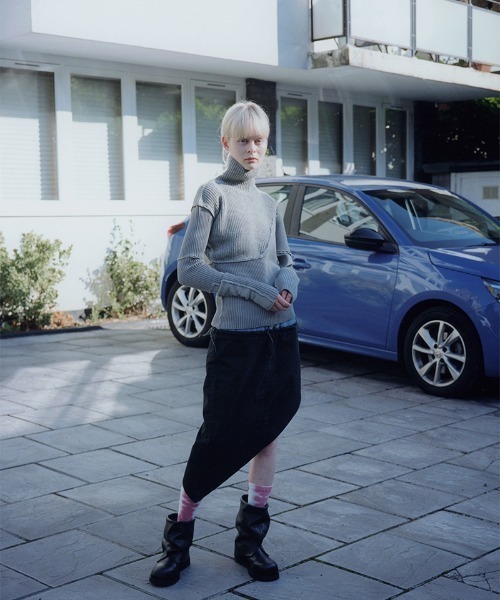 leinwande（ラインヴァンド）の「Patchwork Asymmetry Top（ニット