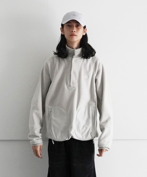 SAN SAN GEAR（サンサンギア）の「SAN SAN GEAR COMPOUND FLEECE TOP