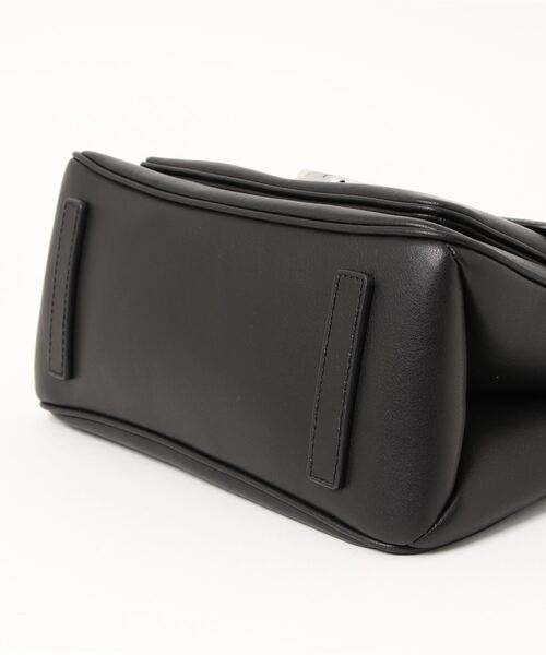 MARC JACOBS（マークジェイコブス）の「THE J MARC CHAIN SATCHEL/ザ J