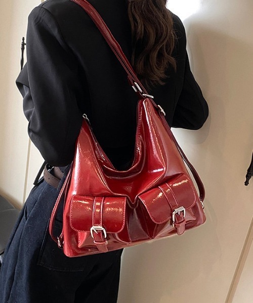 セール】Y2K バックルレザーショルダーバッグ【A4サイズ収納可能