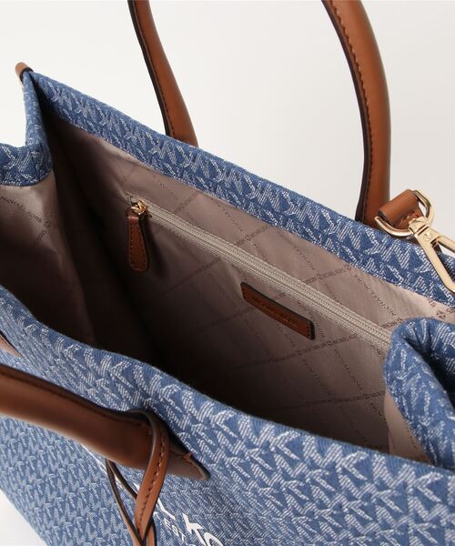 MICHAEL KORS（マイケルコース）の「MIRELLA NS デニムトート ラージ