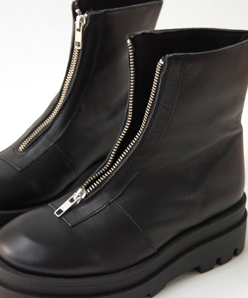PUPE（プーペ）の「PUPE（プーペ） / フロントジップ ショートブーツ