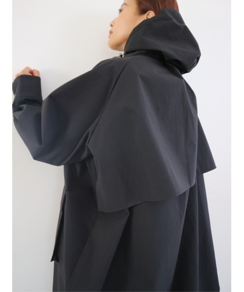 TRUNC（トランクエイティーエイト）の「Waterproof Tech Coat