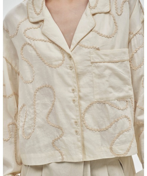 TODAYFUL（トゥデイフル）の「Embroidery Pajamas Shirts（シャツ