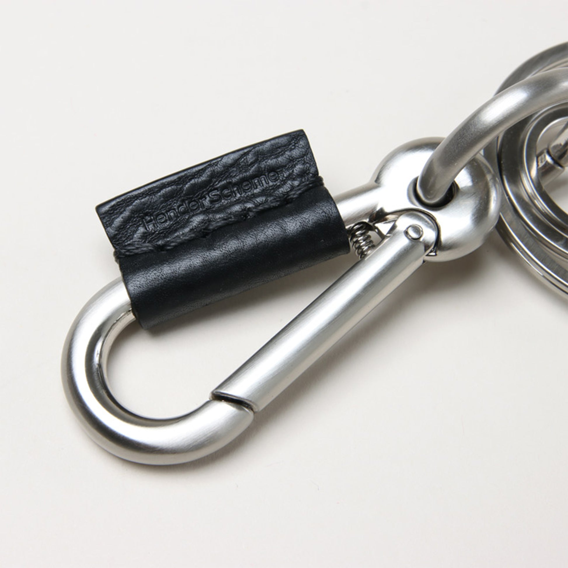 Keychain｜Karabiner｜Black – CIBONE O'TE