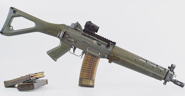SIG SG 551: A Swiss Army's service rifle