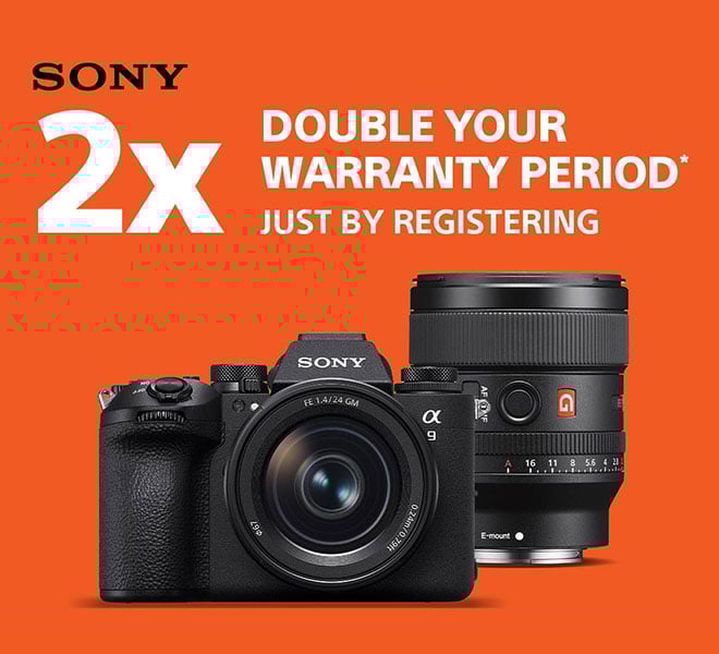 Sony Camera Lens E PZ 18-105mm F4 G OSS in Black - SELP18105G