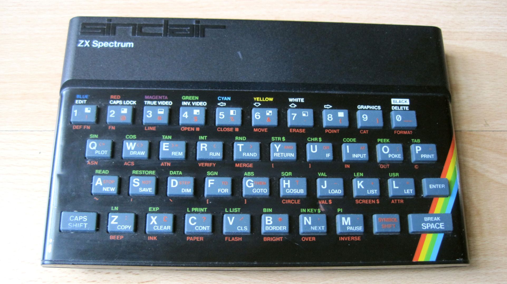 Convert a ZX82 Spectrum Keyboard Into an Expandable USB Keyboard