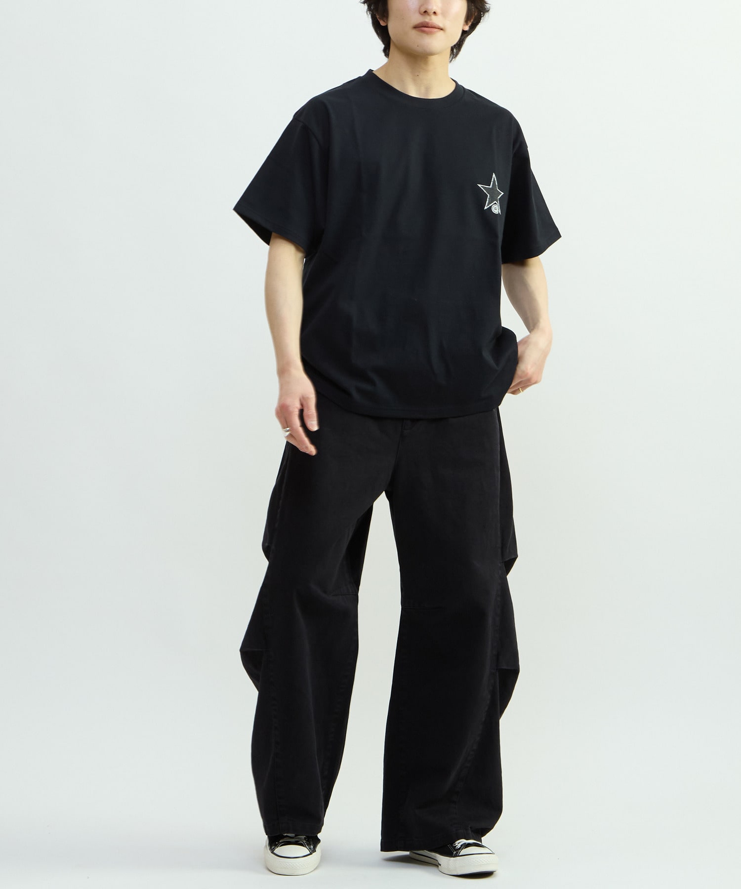 CIRCLE FLOWER LOGO TEE｜CONVERSE TOKYO (コンバーストウキョウ) 公式