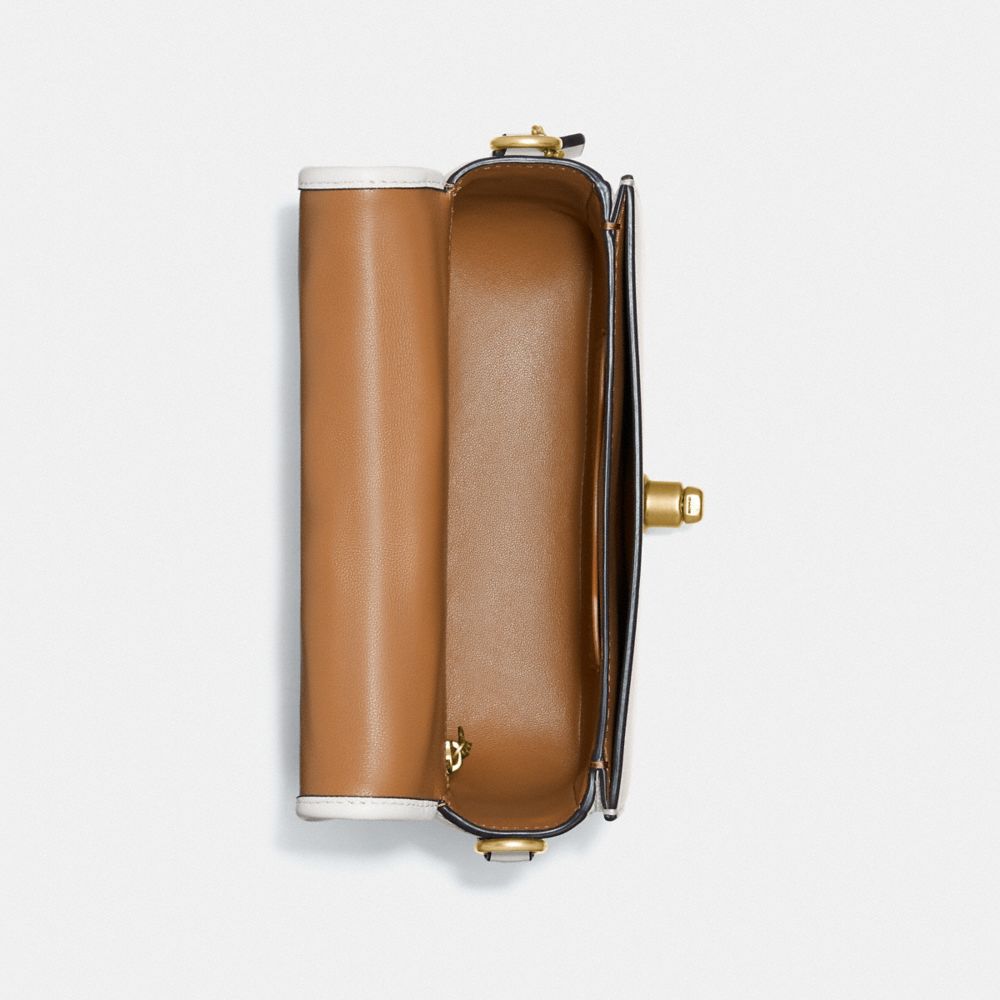 公式】COACH – コーチ | ディンキー 18 シグネチャー シャンブレー