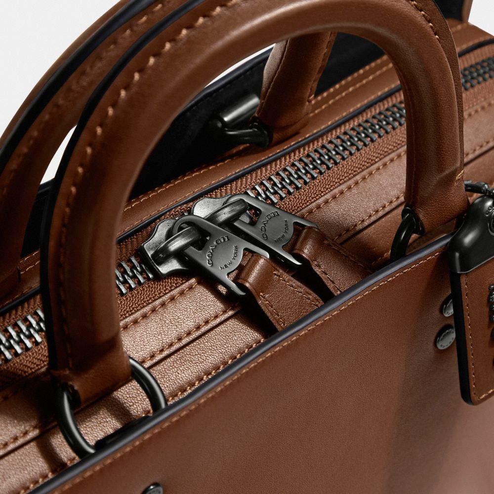 公式】COACH – コーチ | ローグ ブリーフ