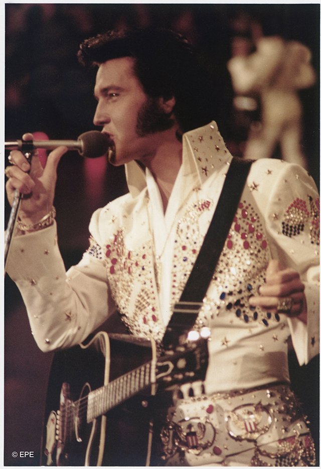 エルヴィス・プレスリー【前編】「正式録音された曲が700以上