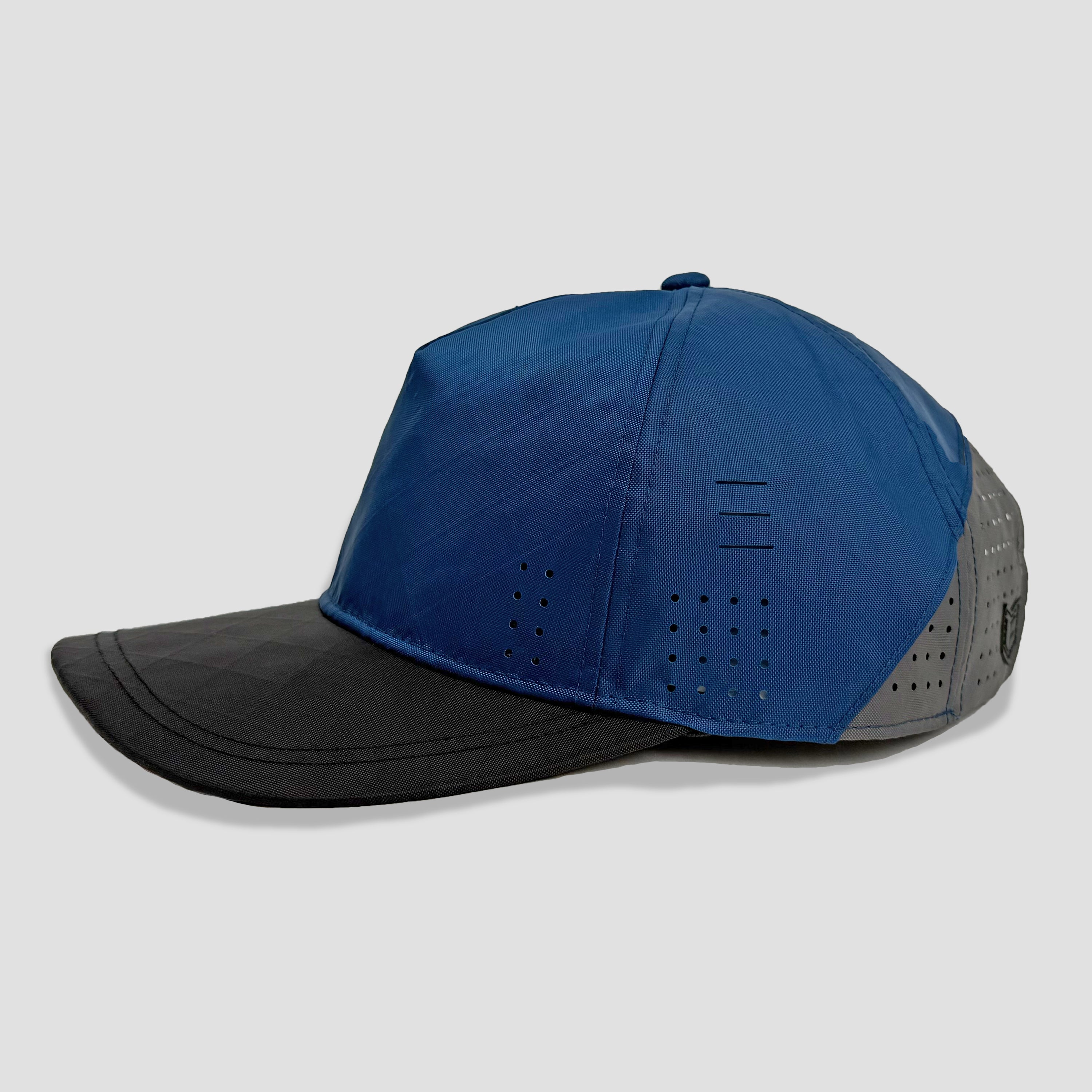 BASI[X] VAPOR HAT – CODE OF BELL
