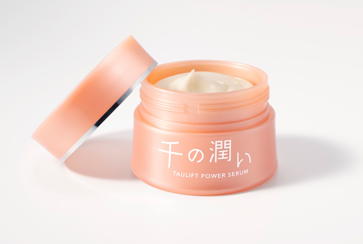 新技術“ 溶ける「タウリンニードル」美容液で肌へ潤いチャージ。『千の