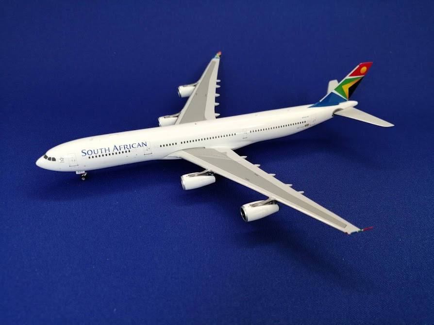 11769 Phoenix South African Airways / 南アフリカ航空 A340-300 ZS