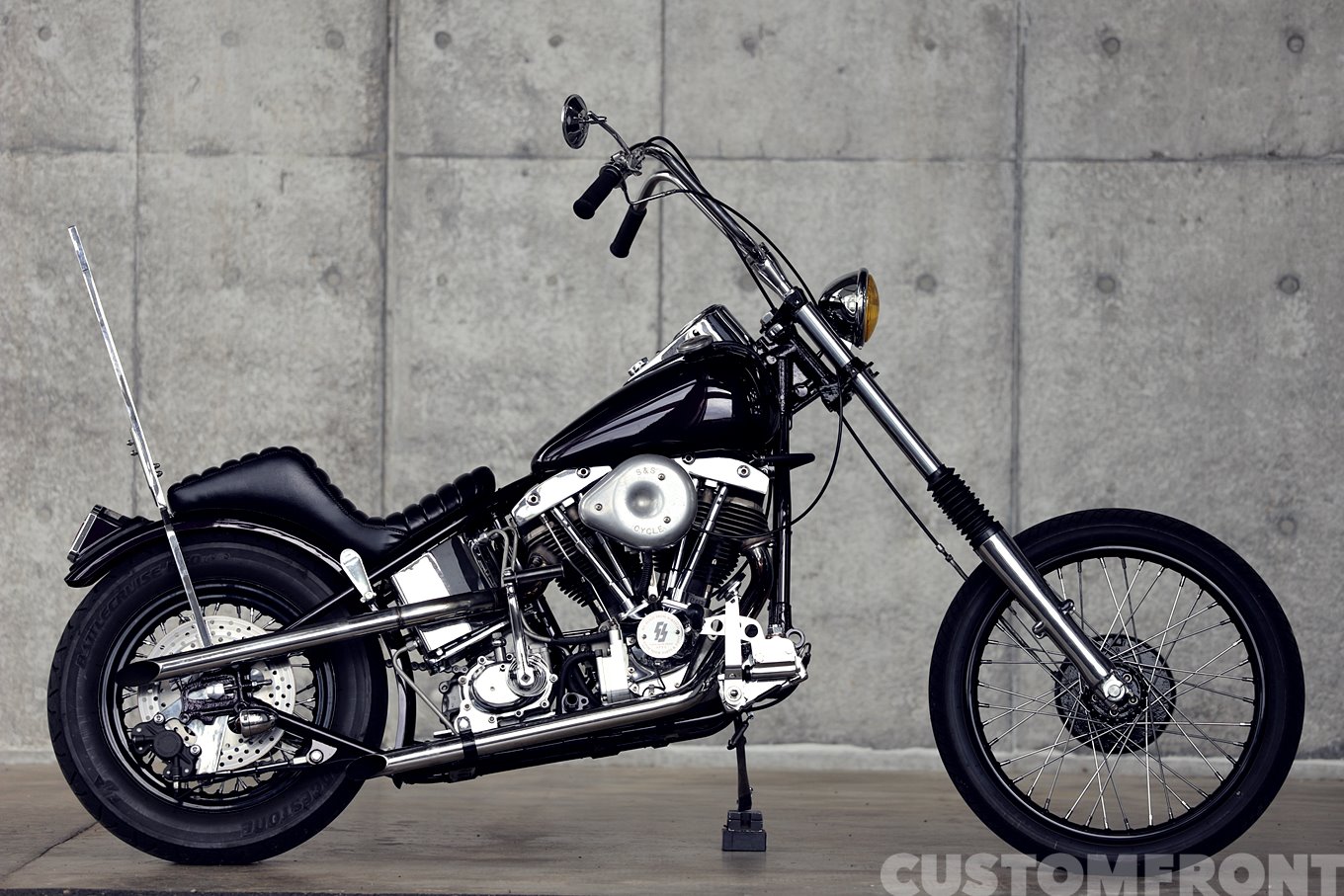 コーンショベルのロングフォークチョッパー FLT1980・モトリガレージ