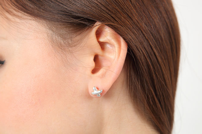 送料無料】ティファニー TIFFANY & Co. シグネチャー ピアス 並行輸入品