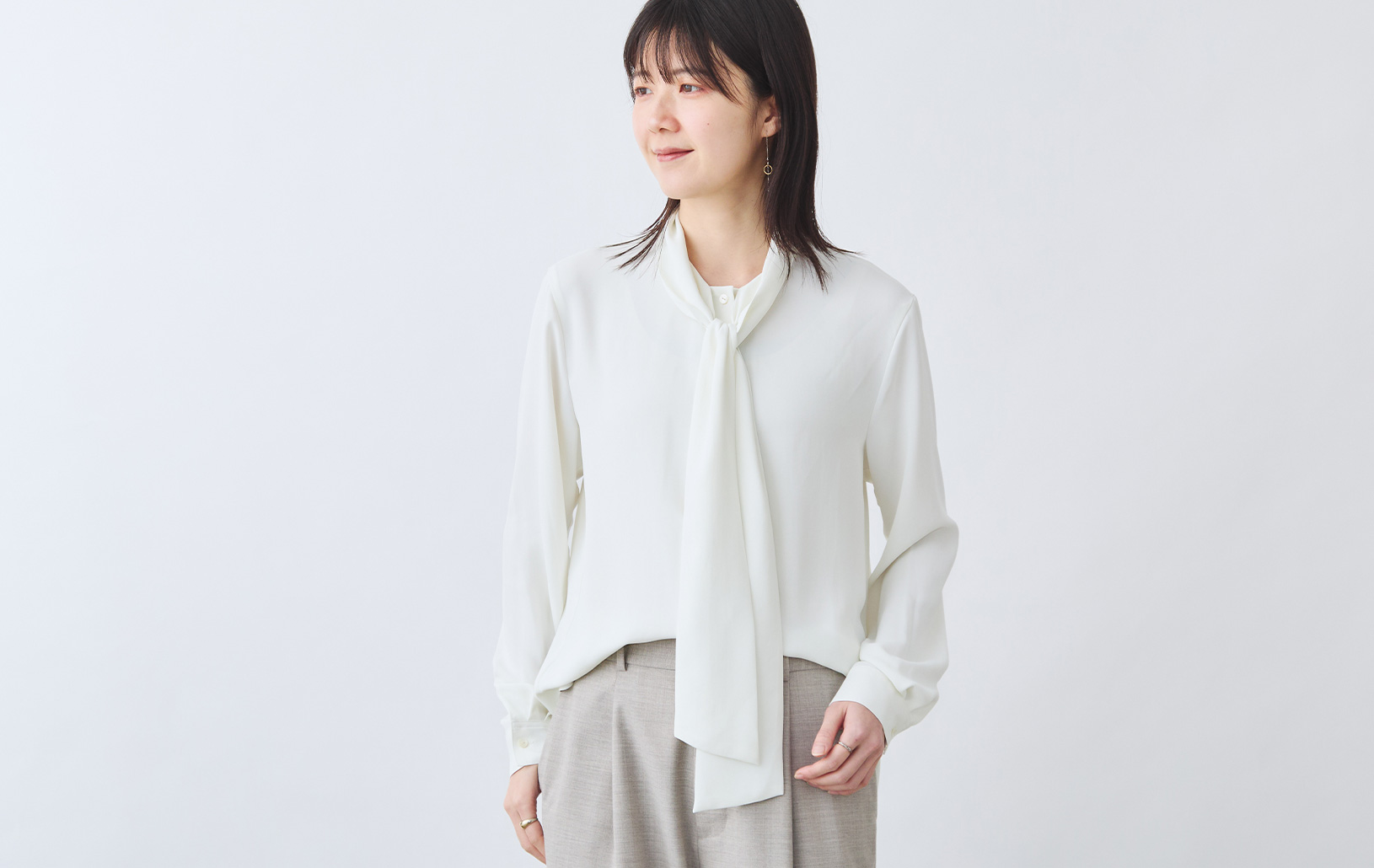ボウタイブラウス/ウォッシャブル/オフホワイト | Factelier
