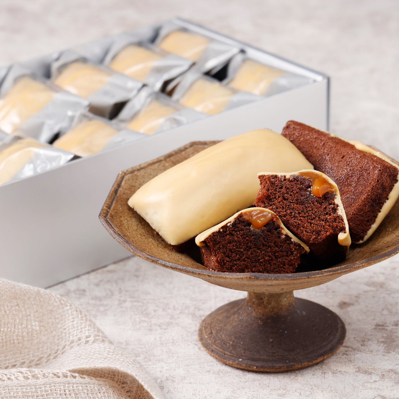 フィナンシェブロンドキャラメル10個セット – DEL'IMMO デリーモ