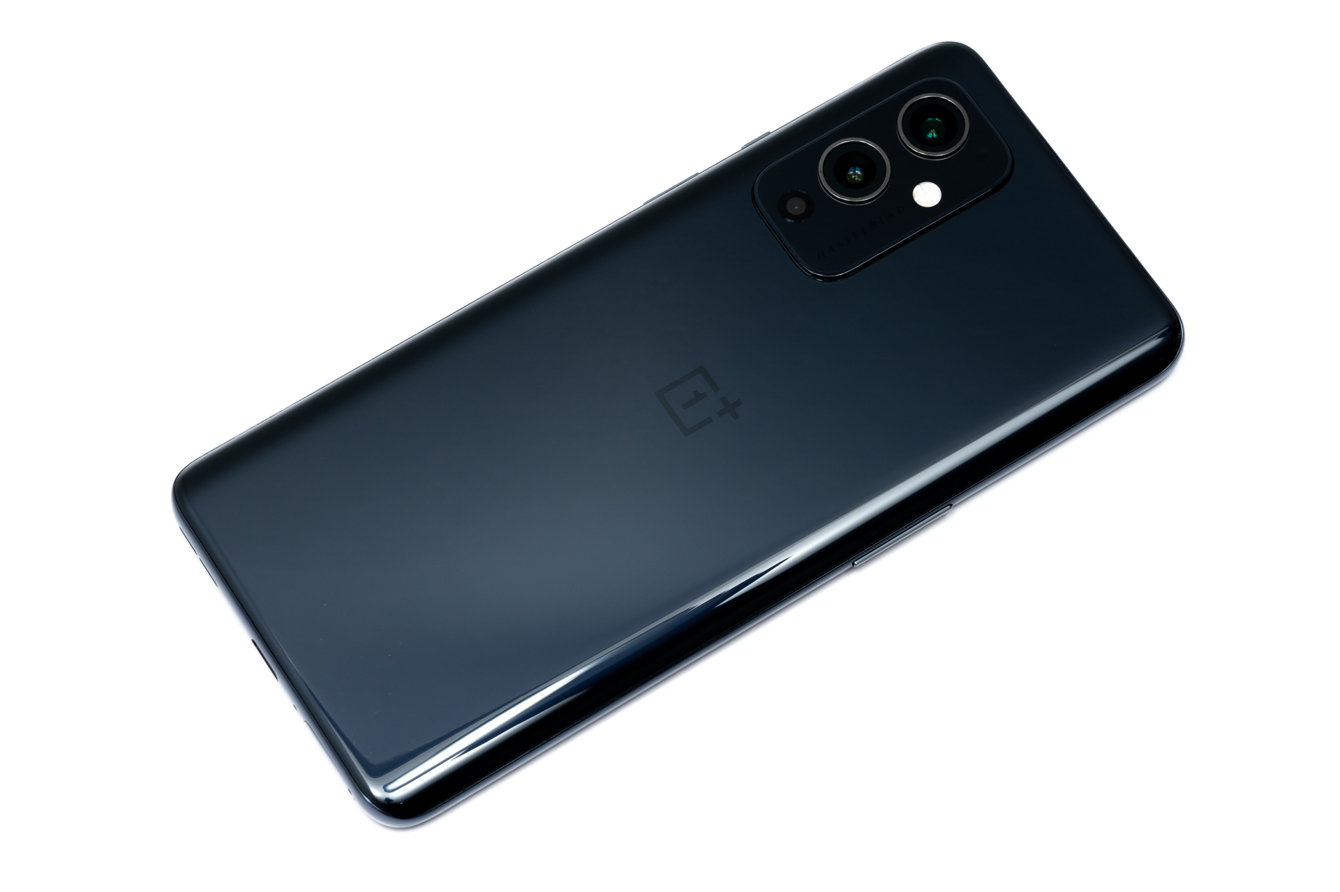 OnePlus 9を買いました。1年半ぶりのAndroid端末買い替えです。 | でこにく